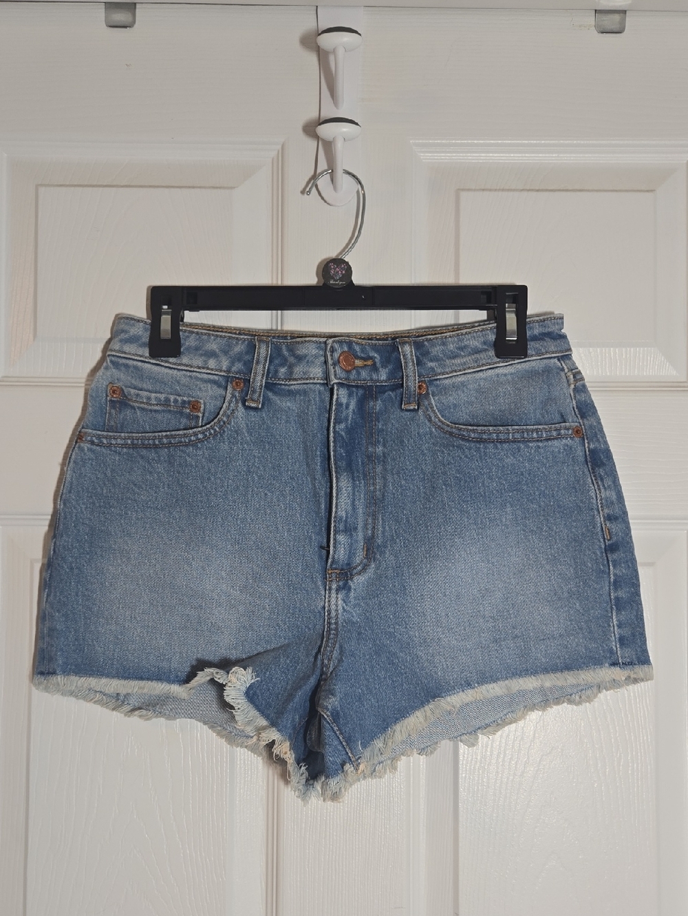 New PINK Victoria's Secret Denim Blue Jean Shorts Fringe Edge Hem Size 12